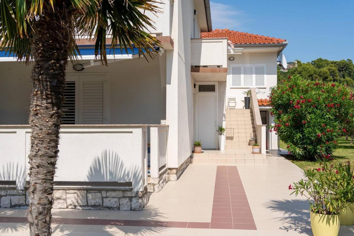 Rab Island Apartmets - Palit Раб Экстерьер фото